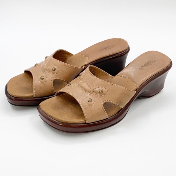 strictly comfort brand shoes